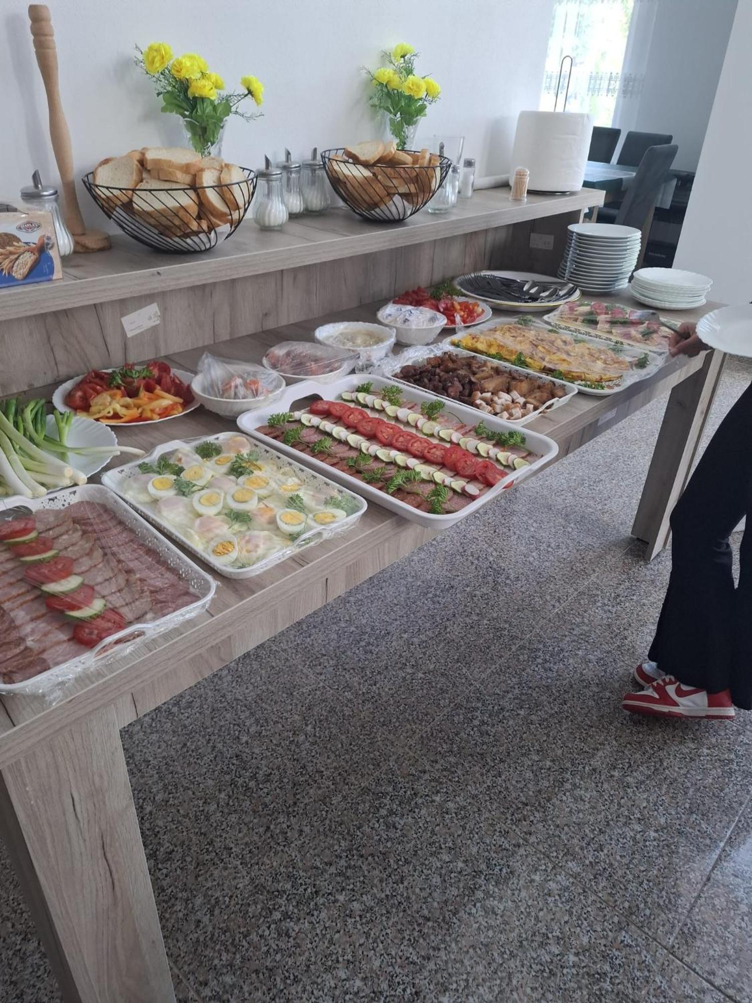 Pensiunea Paradiso Sarinasuf Zewnętrze zdjęcie
